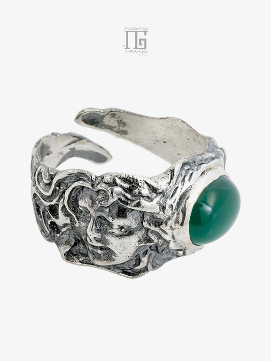 "Fortuna" Ring in Silver with the Face of the Goddess Venus and Green Agate Cod. MGK 3003 V-2
