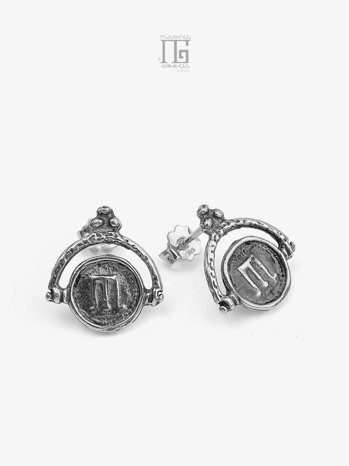 Silver earrings with stater Code MGK 3129 V
