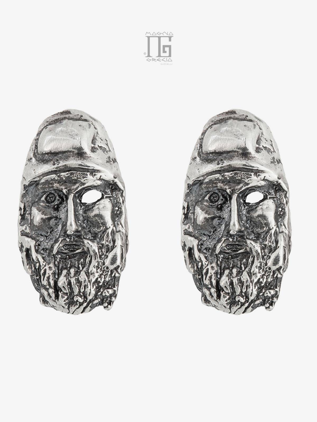 Silver earrings depicting the face of the Riace Bronze B Cod. MGK 3838 V