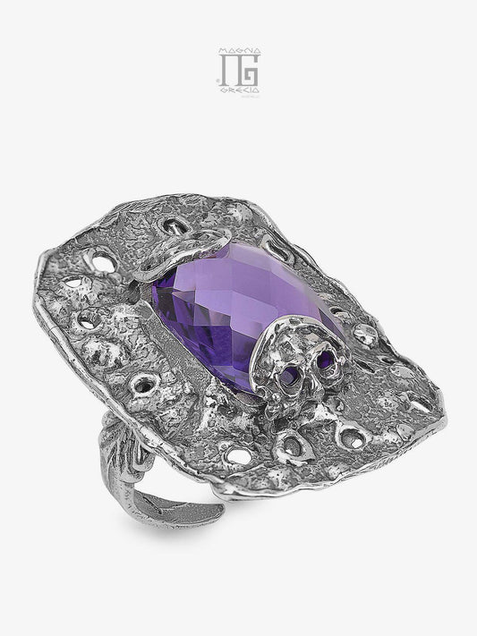 Silver Ring with Apotropaic Mask and Hydrothermal Stone Purple Amethyst Color Code MGK 4215 V